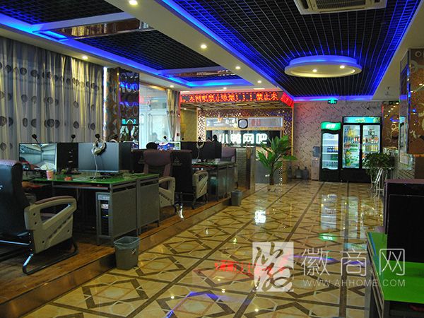 阜阳小鸭网吧 网吧展示