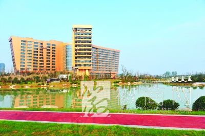 10月25日央视《新闻联播》报道 即将建成的<a href='display.asp?id=11626'  target='_blank'>中科大</a>先进技术研究院