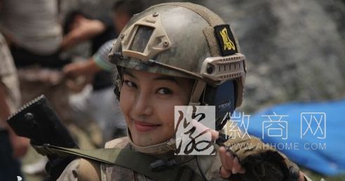 郭艳 特种兵之火凤凰 <a href='display.asp?id=11417' target='_blank'>淮南</a>