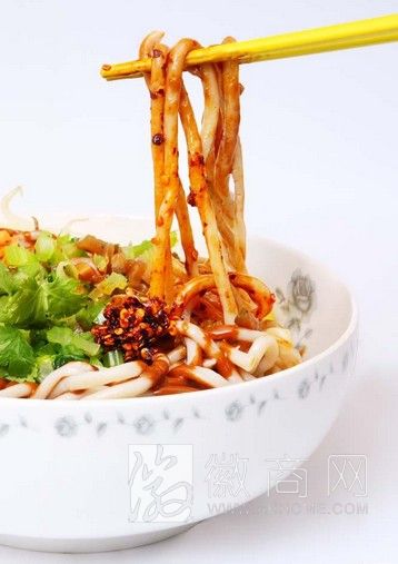 北京某<a href='display.asp?id=14152'  target='_blank'>餐饮企业</a>抢注&ldquo;格拉条&rdquo; <a href='display.asp?id=8599'  target='_blank'>阜阳格拉条</a>