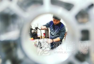 合工大汽车实验室开放 合工大汽车实验室