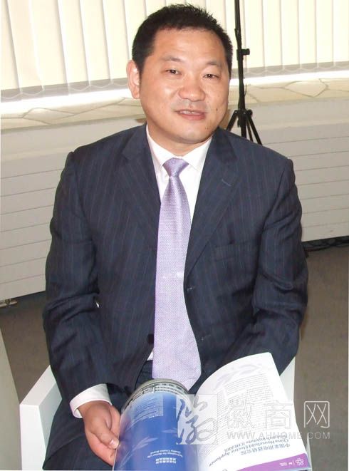 王怡嵘 安徽尊贵电器集团有限公司