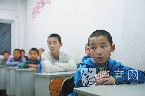 亳州扫街少年袁德旗 扫街少年袁德旗