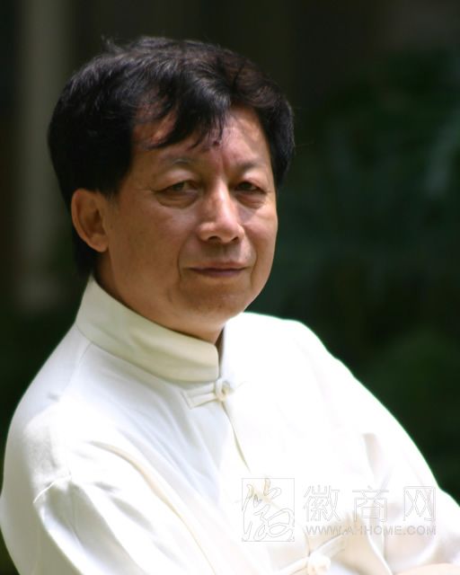 易中天<a href='display.asp?id=11626'  target='_blank'>中科大</a>演讲 易中天