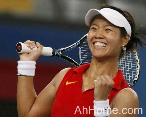 <a href='display.asp?id=11951' target='_blank'>李娜</a>8月将现身安徽宿州 李娜照片
