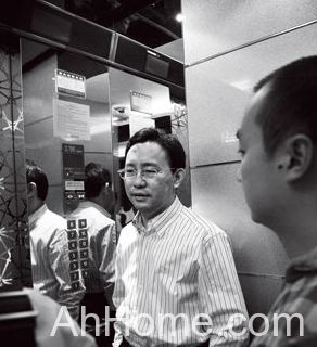 杨桂生 上海杰事杰<a href='display.asp?id=13977'  target='_blank'>新材料</a> 安徽知名<a href='display.asp?id=18350'  target='_blank'>企业</a>家