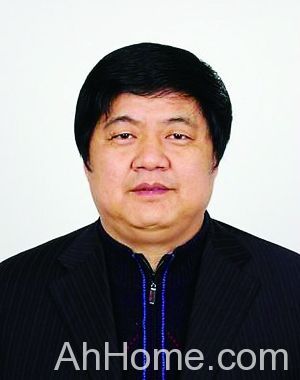 熊立武 现任安徽江南化工股份有限公司 熊立武照片