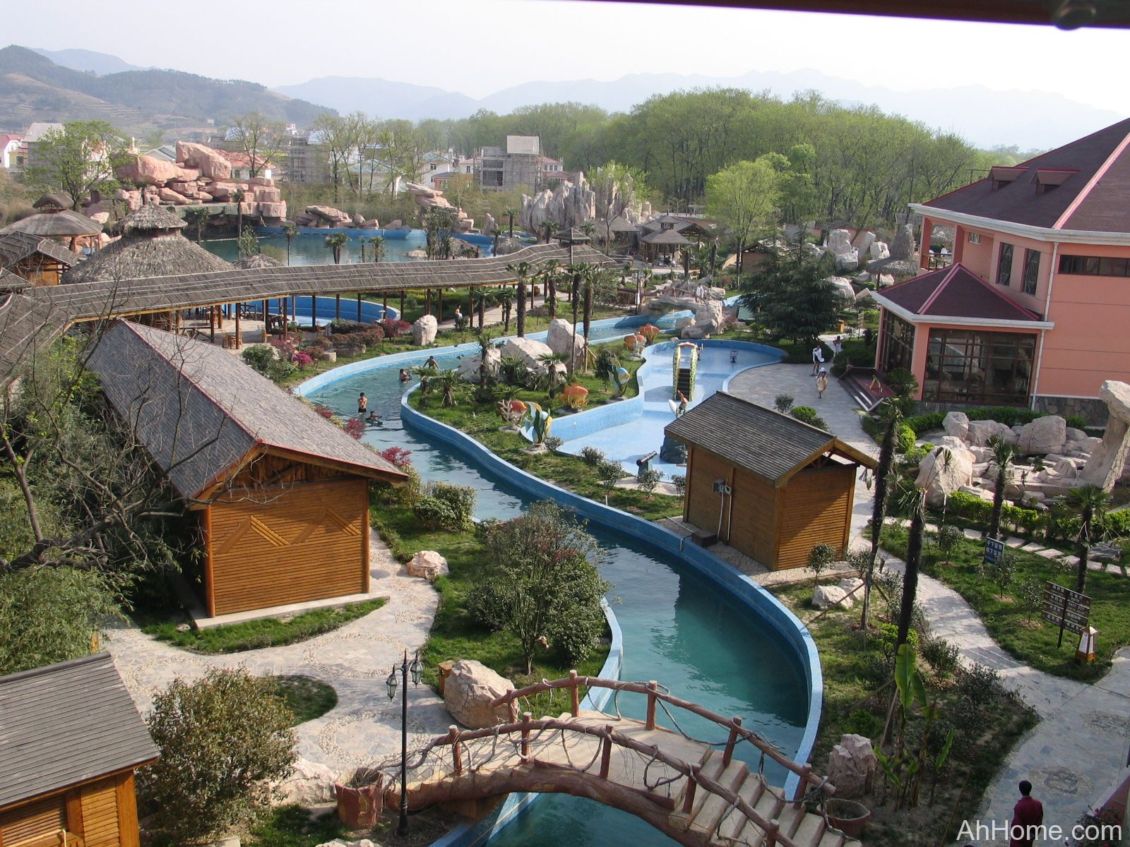安徽<a href='display.asp?id=7602'  target='_blank'>智慧旅游</a>示范单位 <a href='display.asp?id=8862'  target='_blank'>安徽旅游</a> 旅游示范单位