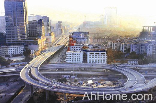 合肥多项<a href='display.asp?id=14164' target='_blank'>经济指标</a>进十强 合肥居民收入
