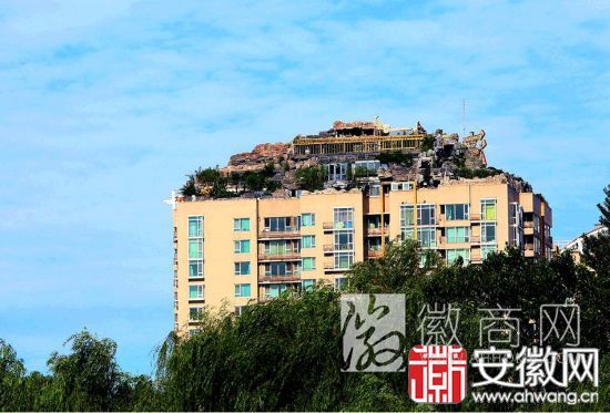 北京楼顶超级别墅仿照安徽泾县四顾山 北京楼顶超级别墅