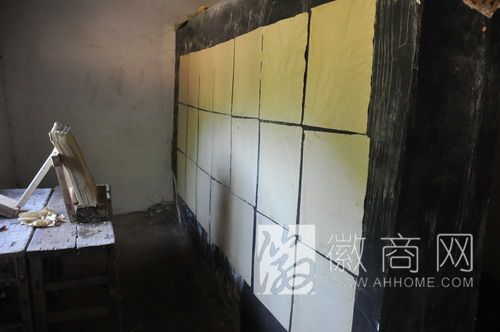黄山工匠复原&ldquo;三六表纸&rdquo;传统制作工艺 制作完成的&ldquo;三六表纸&rdquo;