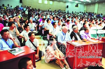 2013年合肥亚布力论坛 科大之夜论坛现场