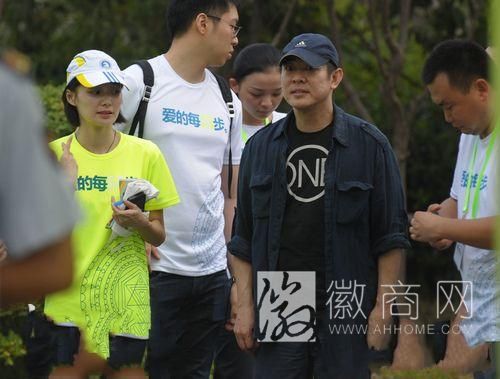李连杰 合肥慈善跑 壹基金 王石