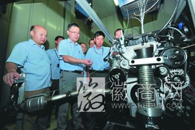 <a href='display.asp?id=14008'  target='_blank'>奇瑞</a>艾瑞泽7怠速噪声仅为38分贝 研发人员在噪声振动试验台检查发动机的噪音和油耗