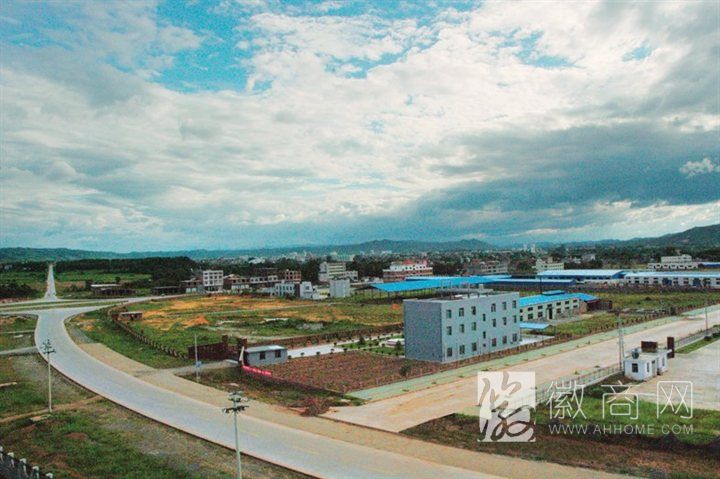 合肥4个基地入选“安徽省新型工业化产业示范基地” <a href='display.asp?id=14024' target='_blank'>肥西</a>桃花<a href='display.asp?id=14175' target='_blank'>工业园区</a>
