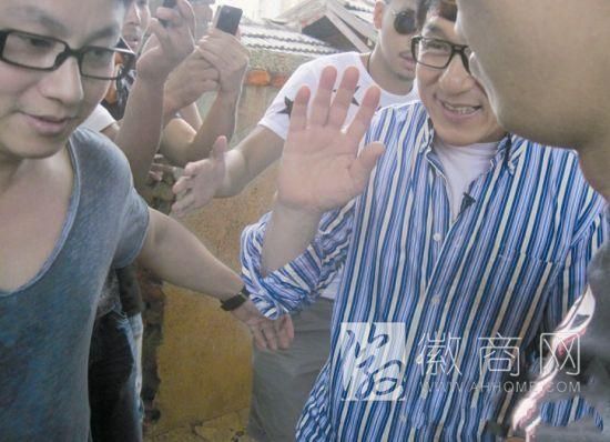 成龙 芜湖 祭祖探亲