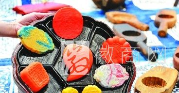 合肥源泉博物馆200多个饼模中秋亮相 合肥源泉博物馆展出的饼模