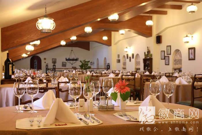 国庆假期安徽<a href='display.asp?id=18334' target='_blank'>餐饮</a>住宿成投诉热点 消费投诉上升19%