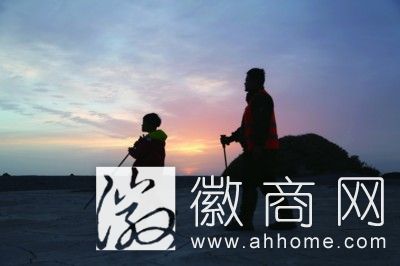 裸跑弟何宜德