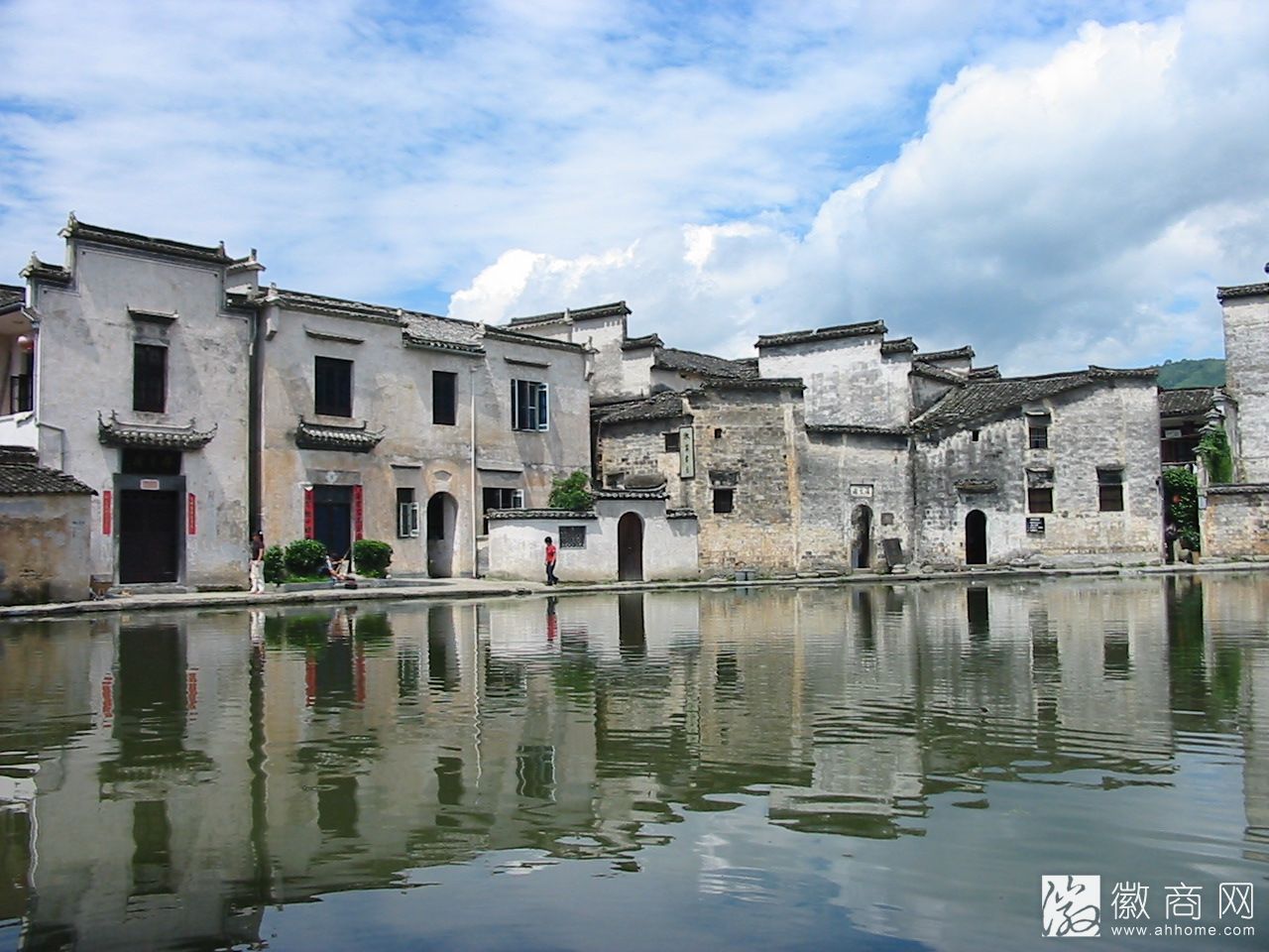 <a href='display.asp?id=12239' target='_blank'>黄山</a>古徽州文化旅游区入选5A级旅游景区 安徽省已由8家