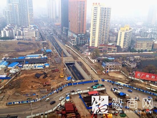 12月18日合肥胜利路主车道放行 封闭沿线3座地铁站两侧辅道
