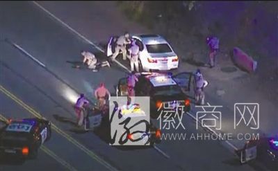 安徽合肥留学生周远 开宝马在美国飙车