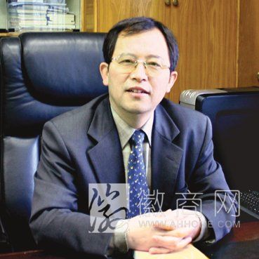 韦江宏 <a href='display.asp?id=11483' target='_blank'>铜陵</a><a href='display.asp?id=11870' target='_blank'>有色金属</a>集团 <a href='display.asp?id=11483' target='_blank'>铜陵</a>有色金属韦江宏
