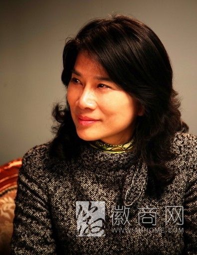 全国人大代表 <a href='display.asp?id=10333' target='_blank'>董明</a>珠 光伏空调