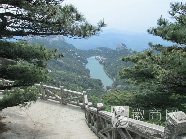 <a href='display.asp?id=18089'  target='_blank'>天柱山</a>、亳州花戏楼等4A景区周边环境整治不达标
