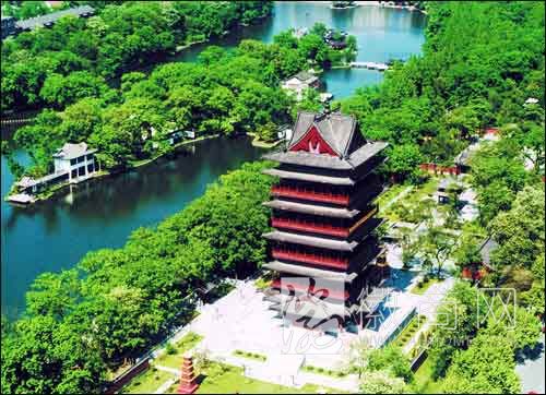合肥包公园力争5A景区 包公廉政文化<a href='display.asp?id=13171'  target='_blank'>主题公园</a>成卖点