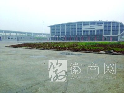 <a href='display.asp?id=11443'  target='_blank'>滁州</a>新<a href='display.asp?id=18138'  target='_blank'>汽车</a>站每日乘客不足百名 建设投资达两亿
