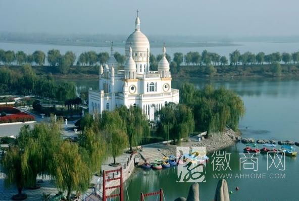 八里河景区“五一”客盈门 升为5A景区后首迎客流高峰