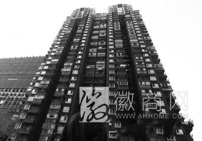 合肥高三学生查得<a href='display.asp?id=13934'  target='_blank'>高考</a>分数后跳楼身亡 事发铁静苑二期