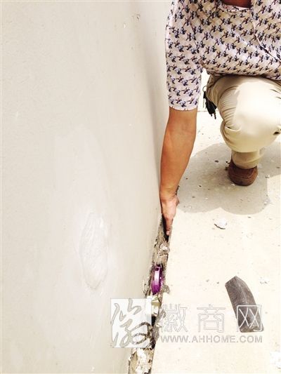 <a href='display.asp?id=8504'  target='_blank'>合肥淮合花园</a>回迁房 房屋裂缝