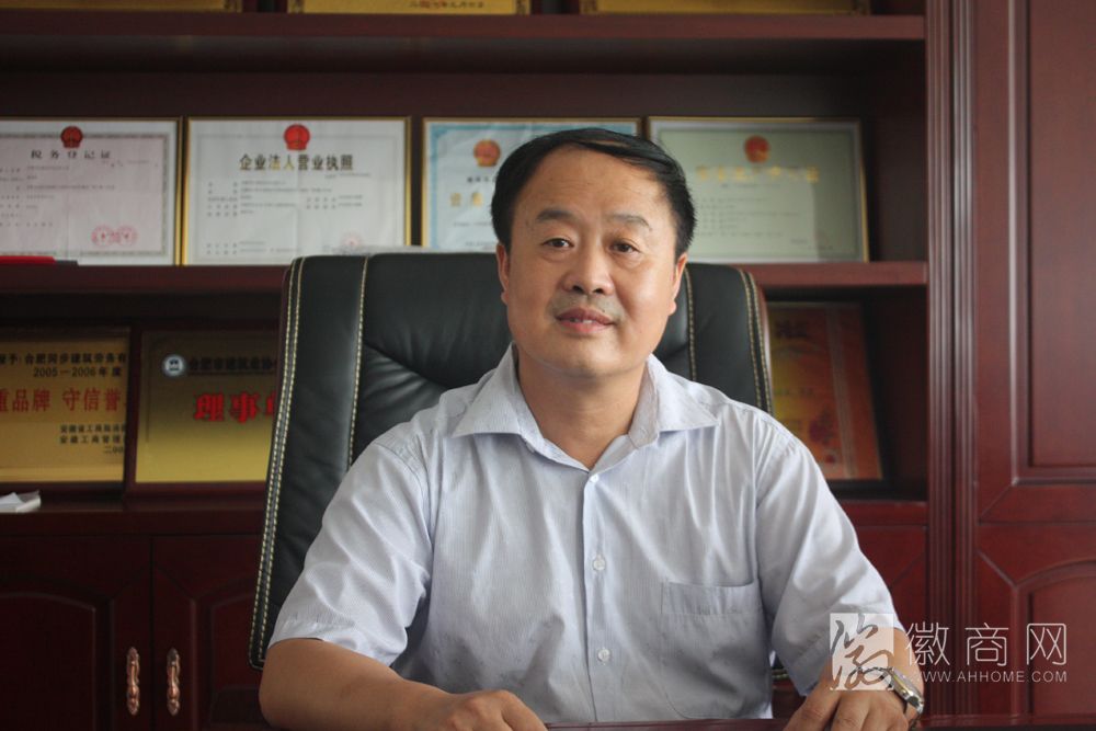 高理权：安徽同步建筑劳务有限公司董事长