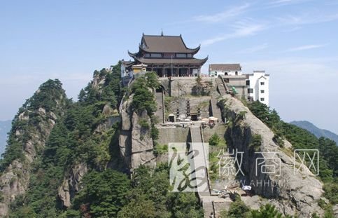 安徽旅游十大新线路揭晓 <a href='display.asp?id=14018'  target='_blank'>九华山</a>、大别山等上榜