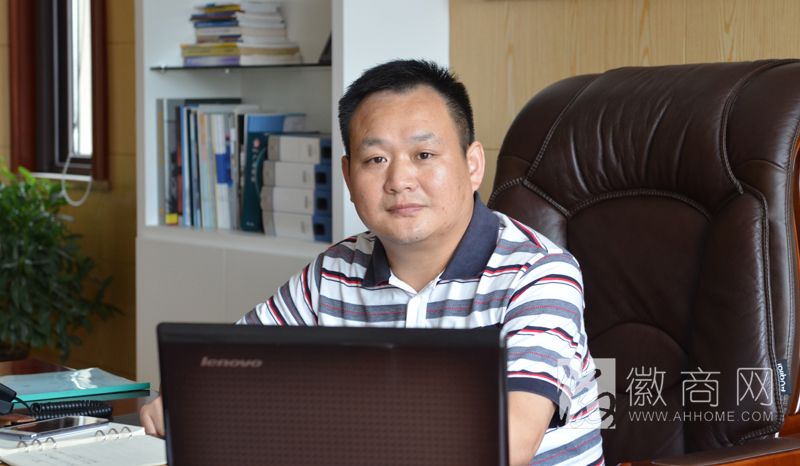 张胜清工作照