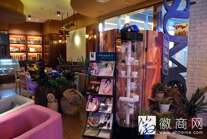 细语漫咔店内环境