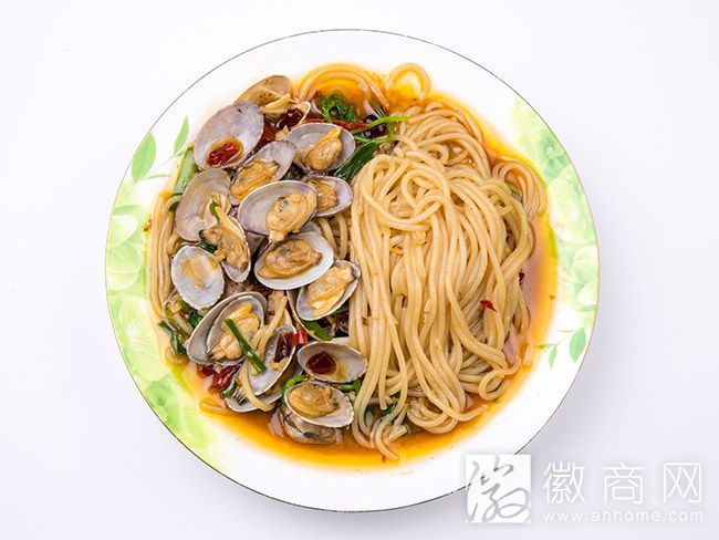 花甲炒米线