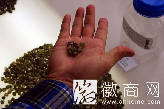 毛坯钻石