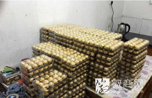 安徽<a href='display.asp?id=11916'  target='_blank'>芜湖</a>德芙巧克力造假现场