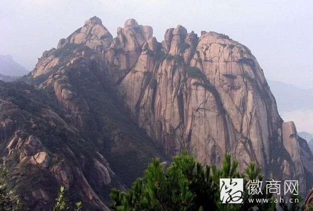 2016<a href='display.asp?id=8862'  target='_blank'>安徽旅游</a>年票